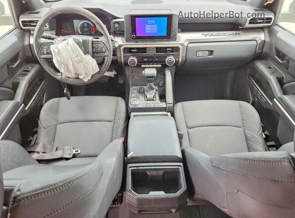3TMKB5FN2TM060530 2026 TOYOTA TACOMA Black Вид панелі приладів