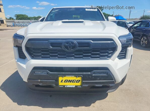 3TMKB5FN3SM026143 2025 TOYOTA TACOMA White Widok z przodu