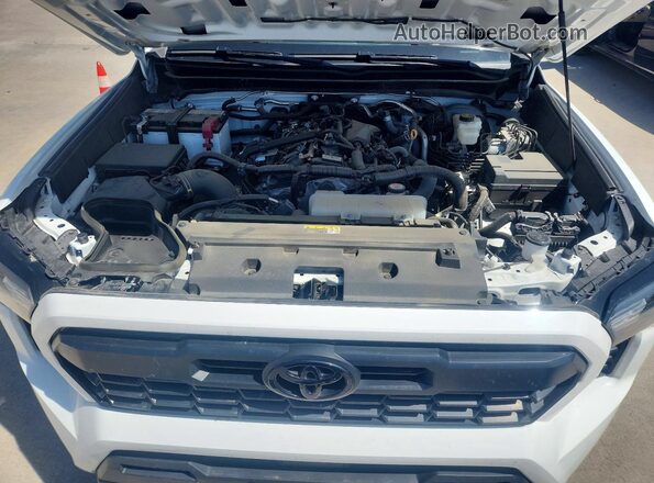 3TMKB5FN3SM026143 2025 TOYOTA TACOMA White Widok wnętrza z tyłu