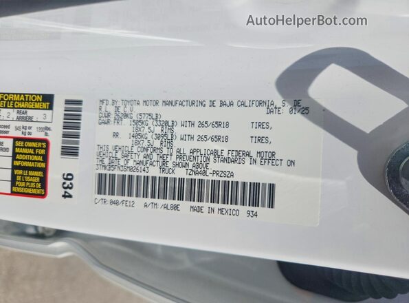 3TMKB5FN3SM026143 2025 TOYOTA TACOMA White Widok komory silnika