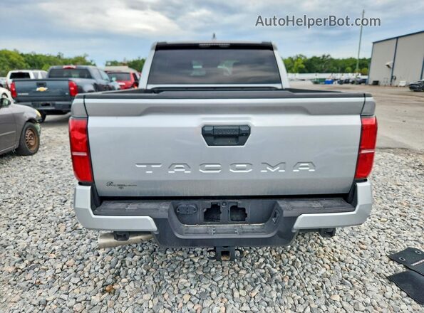 3TMKB5FN4SM040178 2025 TOYOTA TACOMA Silver Widok z tyłu