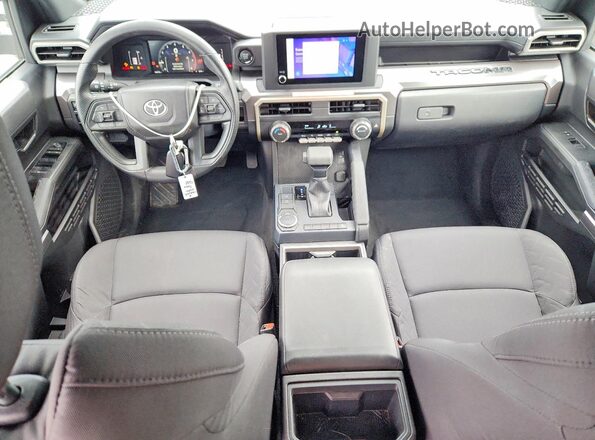 3TMKB5FN4SM040178 2025 TOYOTA TACOMA Silver Widok deski rozdzielczej