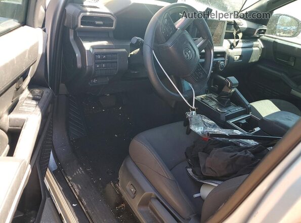 3TMKB5FN5SM043364 2025 TOYOTA TACOMA Silver Vista del salpicadero
