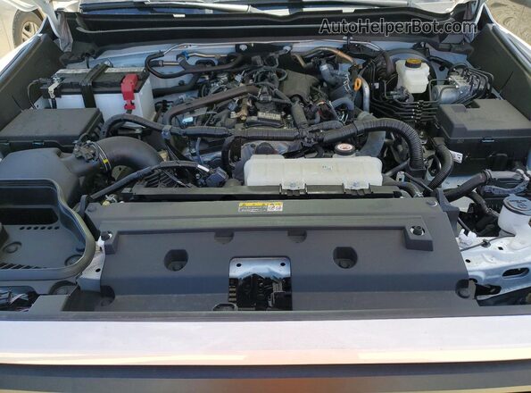 3TMKB5FN5SM045776 2025 TOYOTA TACOMA White Rear interior view