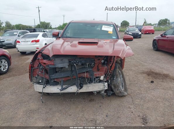 3TMKB5FN6SM044037 2025 TOYOTA TACOMA Orange Rear interior view