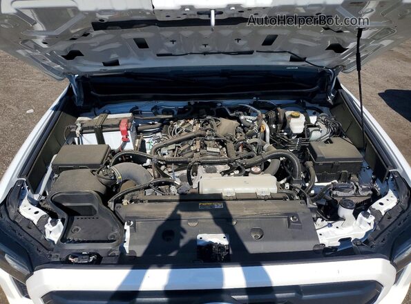 3TMKB5FN7RM002454 2024 TOYOTA TACOMA White Սալոնի հետևի տեսք