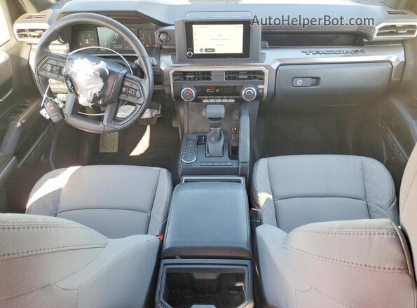 3TMKB5FN8TM055770 2026 TOYOTA TACOMA Charcoal Вид панелі приладів