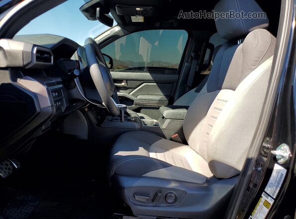 3TMLB5FN1SM034214 2025 TOYOTA TACOMA Black Սալոնի դիմացի տեսք