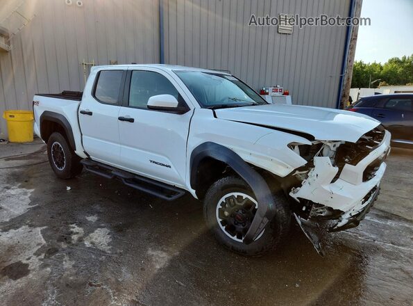 3TMLB5JN0RM003618 2024 TOYOTA TACOMA White Przód prawy
