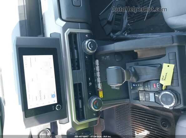 3TMLB5JN0RM003957 2024 TOYOTA TACOMA Silver წინა პანელის ხედი