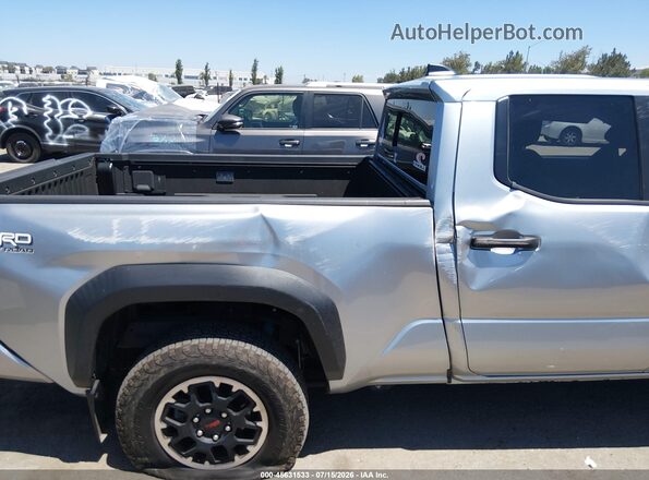 3TMLB5JN0RM038627 2024 TOYOTA TACOMA Silver Vista interior de 360 grados