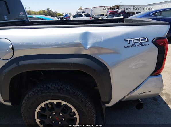 3TMLB5JN0RM038627 2024 TOYOTA TACOMA Silver Vista interior trasera