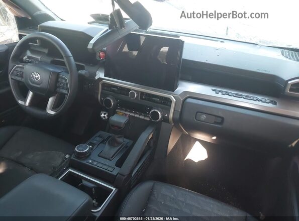 3TMLB5JN0RM044427 2024 TOYOTA TACOMA Черный Вид салона спереди