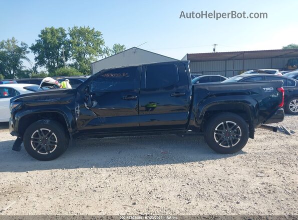 3TMLB5JN0RM044427 2024 TOYOTA TACOMA Черный Вид задней части салона