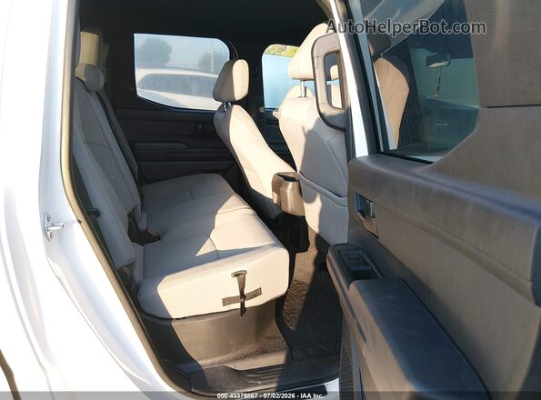 3TMLB5JN0RM052723 2024 TOYOTA TACOMA White Вид наклейки з VIN-кодом