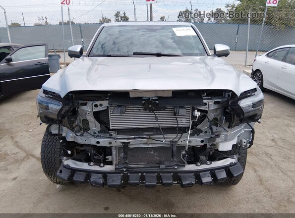 3TMLB5JN1RM038412 2024 TOYOTA TACOMA Серебряный Вид щитка приборов