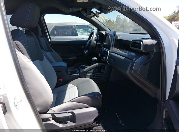 3TMLB5JN1SM089222 2025 TOYOTA TACOMA White Front interior view