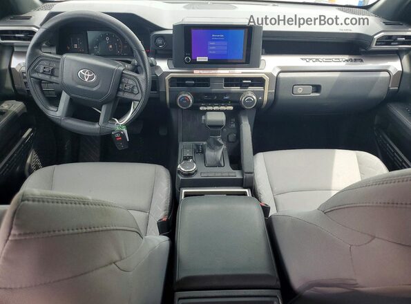 3TMLB5JN1TM221316 2026 TOYOTA TACOMA Gray Առջևի վահանակի տեսք