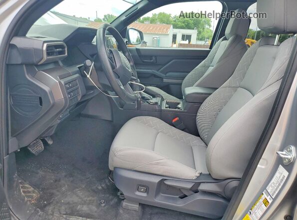 3TMLB5JN1TM221316 2026 TOYOTA TACOMA Gray Սալոնի դիմացի տեսք