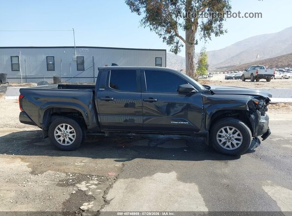 3TMLB5JN2RM004740 2024 TOYOTA TACOMA Gray Widok wnętrza z tyłu