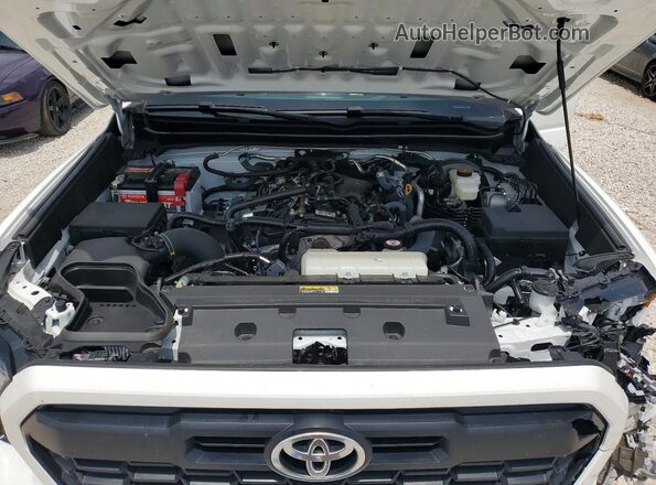 3TMLB5JN2RM043912 2024 TOYOTA TACOMA White Widok wnętrza z tyłu