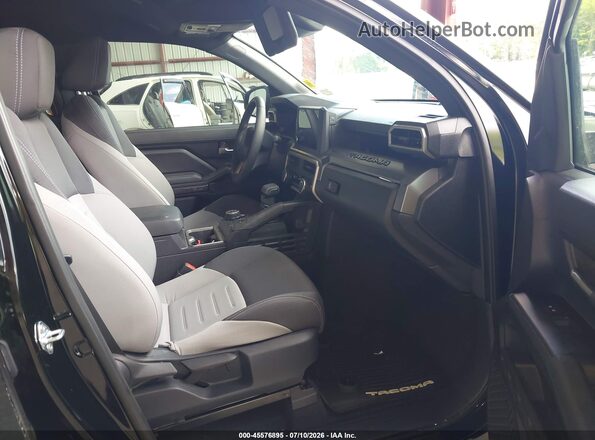 3TMLB5JN2SM162016 2025 TOYOTA TACOMA Black Սալոնի դիմացի տեսք