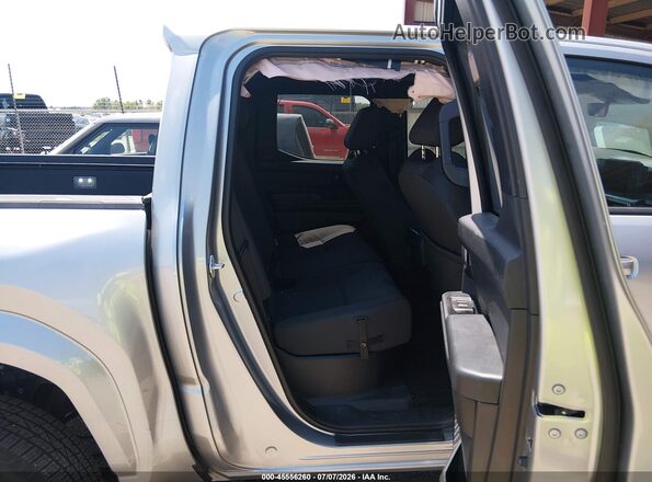 3TMLB5JN2TM237993 2026 TOYOTA TACOMA Silver VIN კოდის სტიკერის ხედი