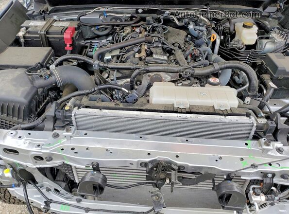 3TMLB5JN3RM010563 2024 TOYOTA TACOMA Silver Rear interior view