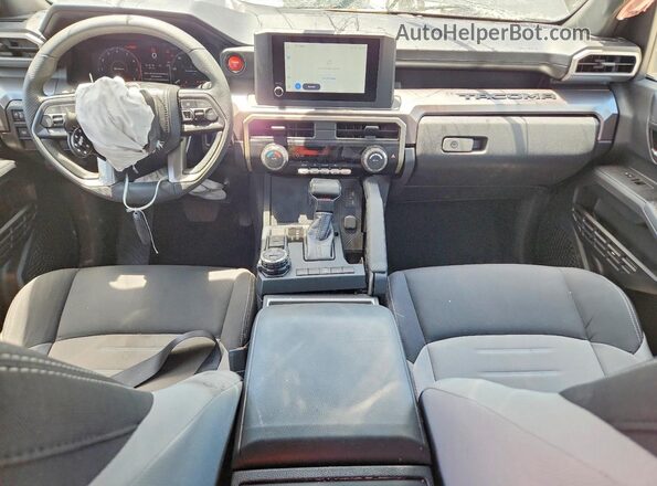 3TMLB5JN3SM159514 2025 TOYOTA TACOMA Черный Вид панели приборов