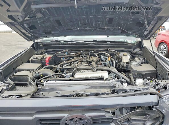 3TMLB5JN3SM200983 2025 TOYOTA TACOMA Gray Vista interior trasera