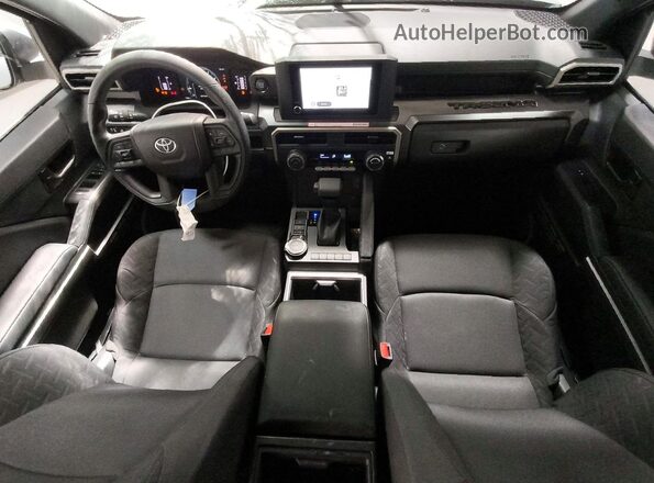 3TMLB5JN3TM277595 2026 TOYOTA TACOMA Silver Vista del salpicadero