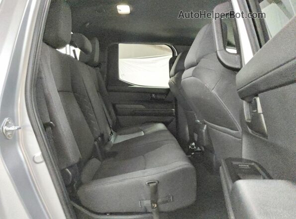 3TMLB5JN3TM277595 2026 TOYOTA TACOMA Silver Vista de los asientos traseros