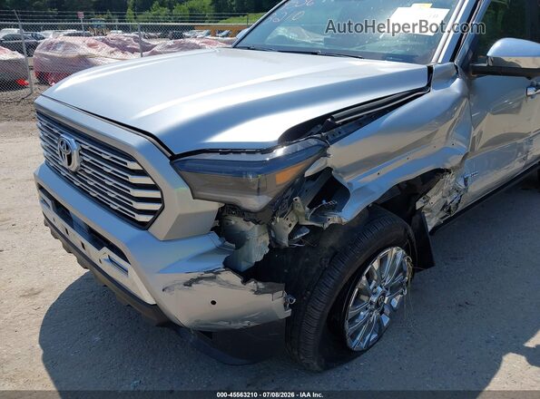 3TMLB5JN4RM046987 2024 TOYOTA TACOMA Silver Widok z przodu