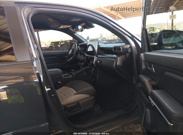 3TMLB5JN4RM082744 2024 TOYOTA TACOMA Gray წინა სალონის ხედი