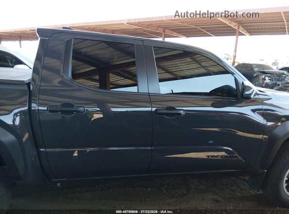3TMLB5JN4RM082744 2024 TOYOTA TACOMA Gray სალონის 360-გრადუსიანი ხედი