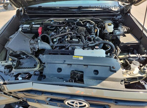 3TMLB5JN4SM130247 2025 TOYOTA TACOMA Green Rear interior view