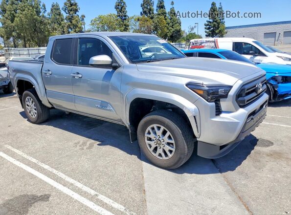 3TMLB5JN5RM010287 2024 TOYOTA TACOMA Silver Передня права чверть