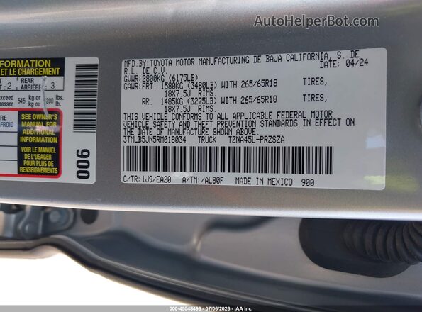 3TMLB5JN5RM018034 2024 TOYOTA TACOMA Silver ძრავის განყოფილების ხედი