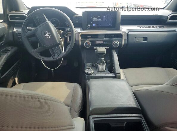 3TMLB5JN5SM130581 2025 TOYOTA TACOMA Silver Առջևի վահանակի տեսք