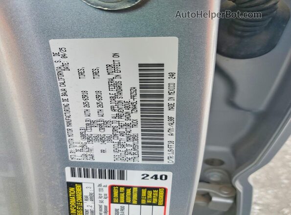 3TMLB5JN5SM130581 2025 TOYOTA TACOMA Silver Շարժիչի բաժամունքի տեսք