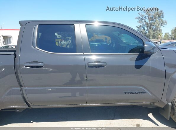 3TMLB5JN5TM210755 2026 TOYOTA TACOMA Gray Widok wnętrza z tyłu