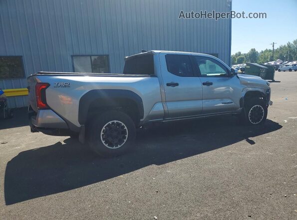 3TMLB5JN5TM238989 2026 TOYOTA TACOMA Silver Trasero derecho