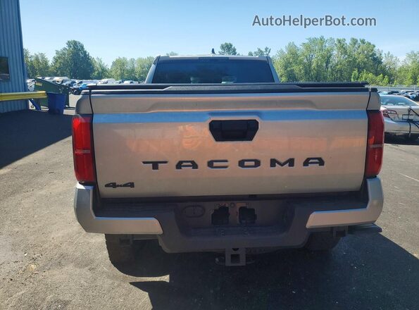 3TMLB5JN5TM238989 2026 TOYOTA TACOMA Silver Vista trasera