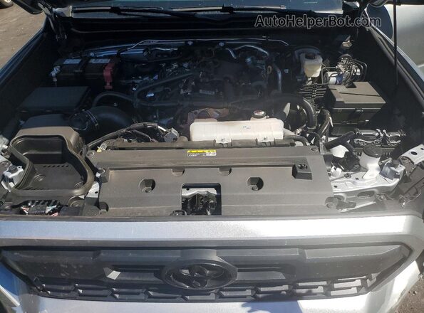 3TMLB5JN5TM238989 2026 TOYOTA TACOMA Silver Vista interior trasera