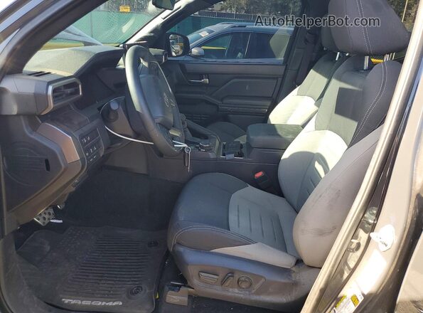 3TMLB5JN6RM067128 2024 TOYOTA TACOMA Gray Սալոնի դիմացի տեսք