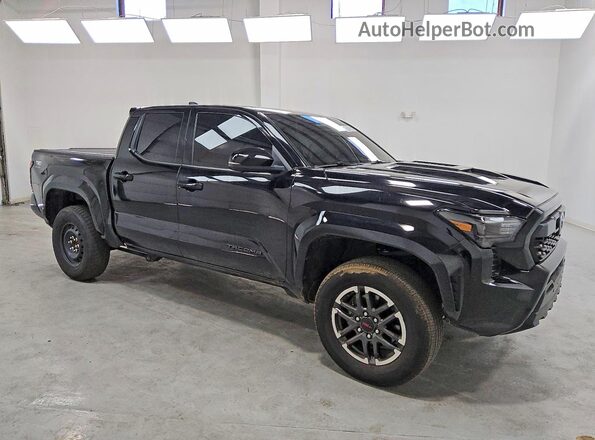 3TMLB5JN6SM096408 2025 TOYOTA TACOMA Черный Передняя правая четверть