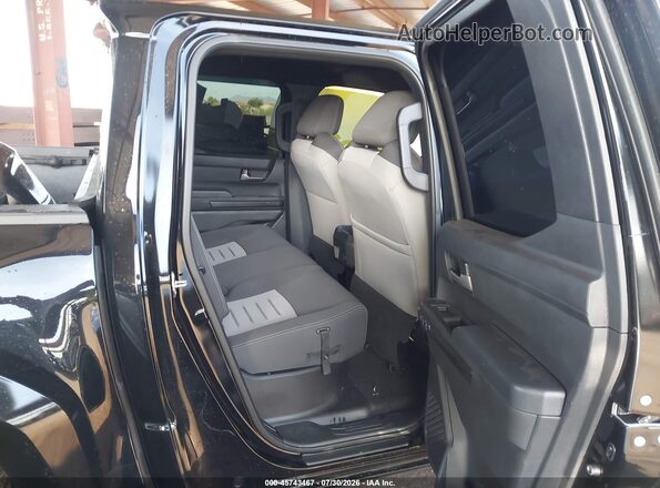 3TMLB5JN6SM102188 2025 TOYOTA TACOMA Black VIN კოდის სტიკერის ხედი