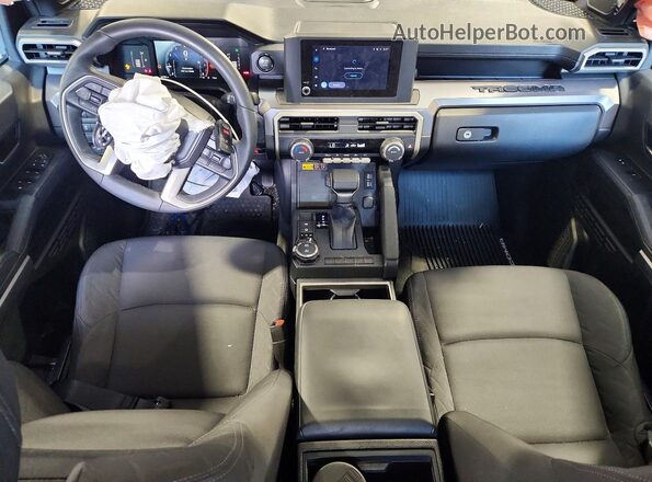 3TMLB5JN6SM126264 2025 TOYOTA TACOMA Blue Widok deski rozdzielczej