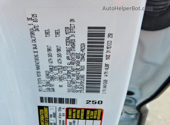 3TMLB5JN7SM121803 2025 TOYOTA TACOMA White VIN կոդի պիտակի տեսք