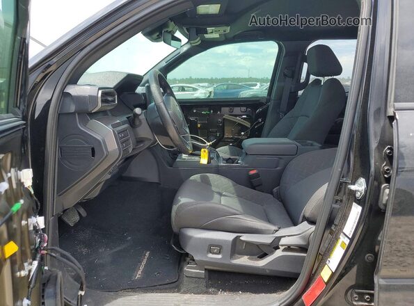 3TMLB5JN7SM133806 2025 TOYOTA TACOMA Black Front interior view